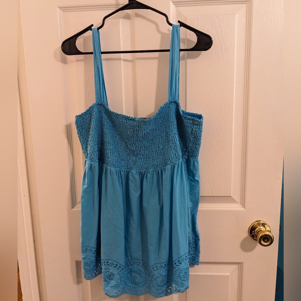 🔴3/$15 Lane Bryant aqua, sleeveless, smocked top, size 18/20 - Picture 1 of 8